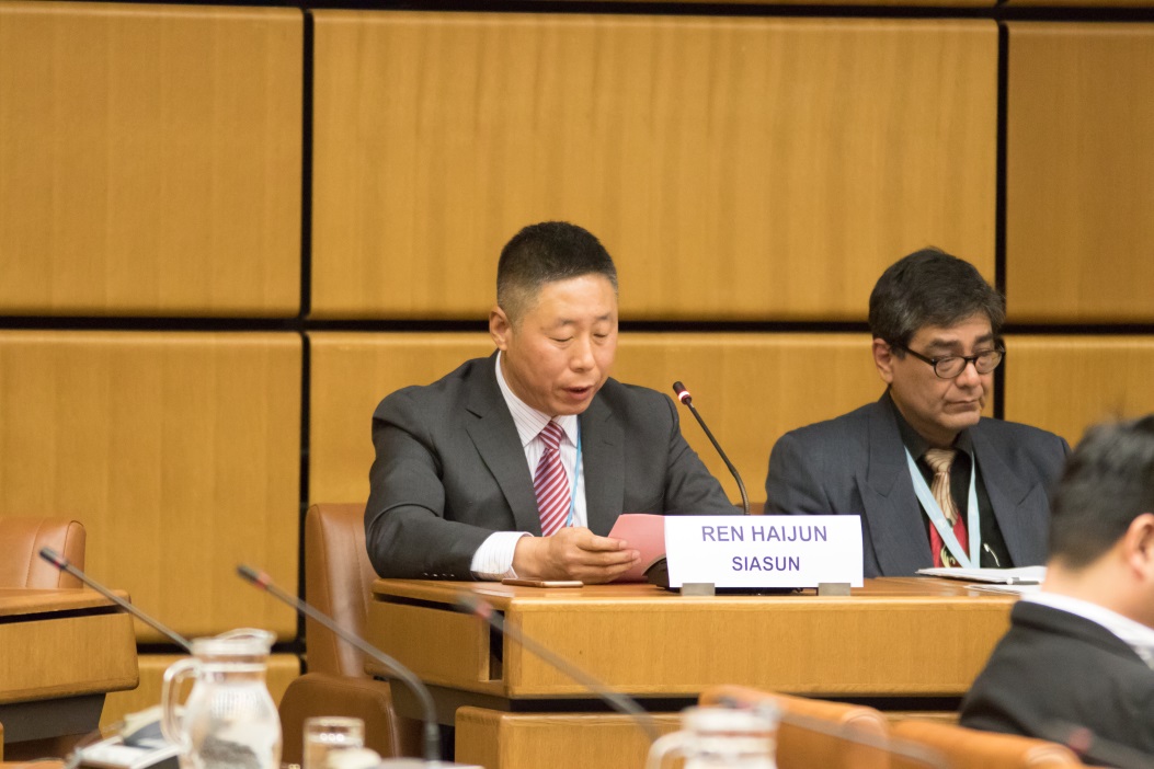 圖2：杭州新松副總經理任海軍代表企業(yè)組成員發(fā)言