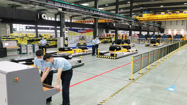 中國電子報—新松機器人：國內機器人技術創新發源地